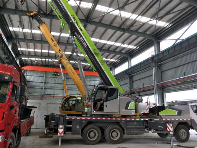 宜君县高空车出租需要注意哪些安全事项？