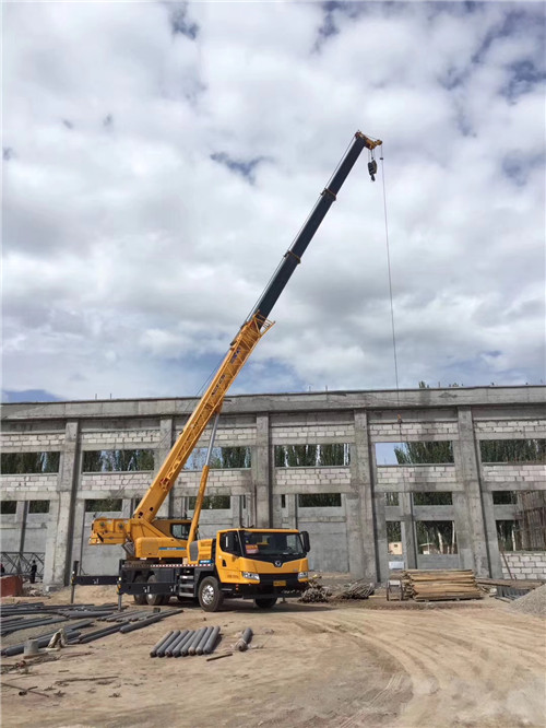 宜君县吊装作业前会做设备检查吗？安全保障措施有哪些？
